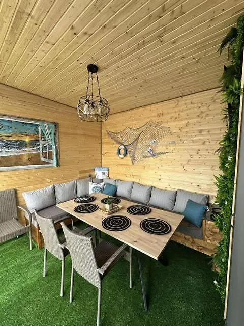 Еко Къщи Къмпинг Созопол Еко Campsite